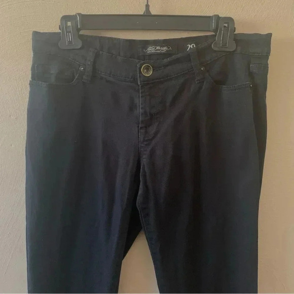 Ed Hardy Jeans - Picture 2 of 6